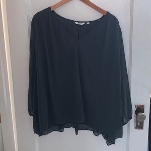 ONLY WORN ONCE! Beautiful pleated flowy blouse
